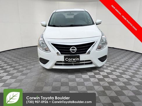 Used 2018 Nissan Versa SV FWD image 2