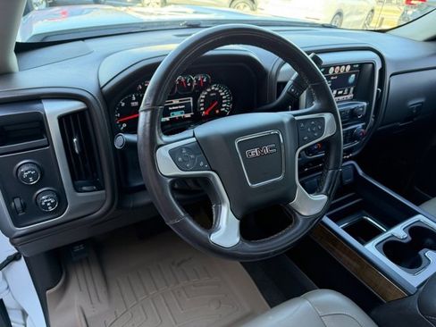 Used 2018 GMC Sierra 1500 SLT w/ SLT Premium Package image 4