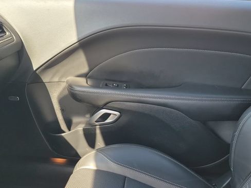 Used 2019 Dodge Challenger SXT w/ Plus Package RWD image 13