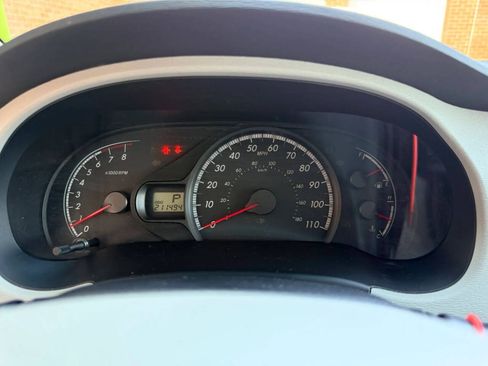 Used 2011 Toyota Sienna LE w/ Towing Pkg FWD image 10