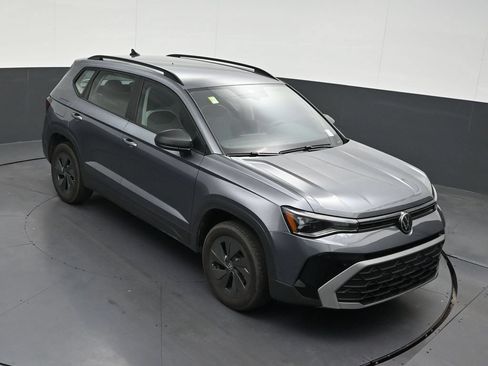 Used 2026 Volkswagen Taos S FWD image 20