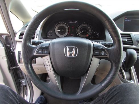 Used 2012 Honda Odyssey EX image 9