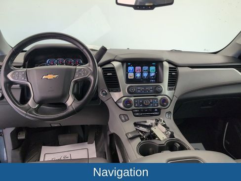 Used 2020 Chevrolet Suburban LT image 7