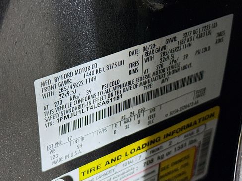 Used 2020 Ford Expedition Platinum image 41