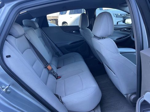 Used 2023 Chevrolet Malibu LS image 40