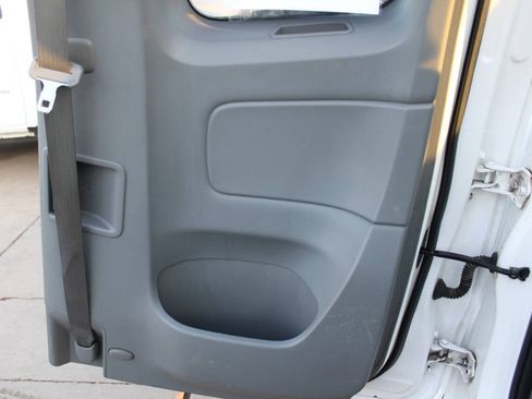 Used 2013 Toyota Tacoma 4x4 Access Cab w/ Convenience Pkg image 5