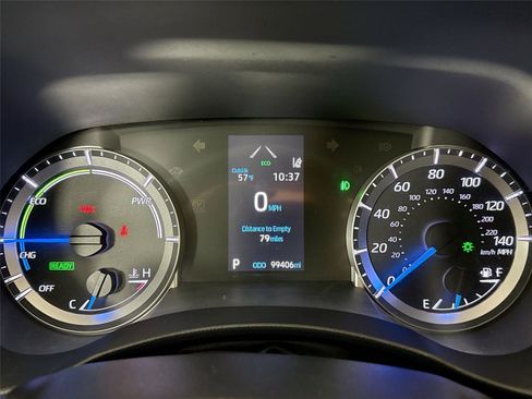 Used 2022 Toyota Highlander LE FWD image 17