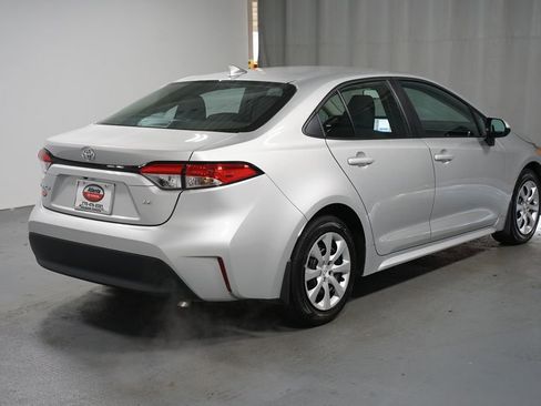 Certified 2025 Toyota Corolla LE image 8