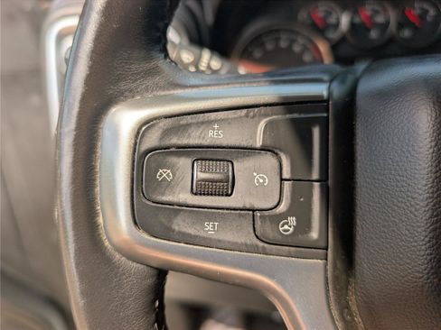 Used 2021 Chevrolet Silverado 1500 LT RWD image 24