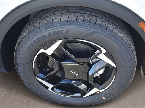 New 2026 Kia Sportage EX w/ EX Panoramic Sunroof Package image 11