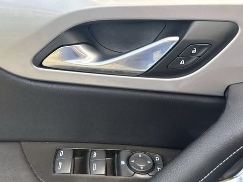 Certified 2024 Chevrolet Blazer LT FWD image 24