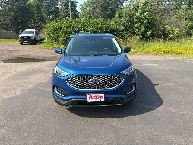 Used 2023 Ford Edge SEL AWD/4WD image 2