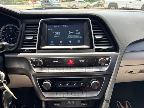 Used 2019 Hyundai Sonata SE FWD image 30