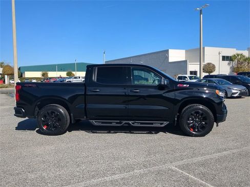 Used 2024 Chevrolet Silverado 1500 LTZ w/ Technology Package image 3