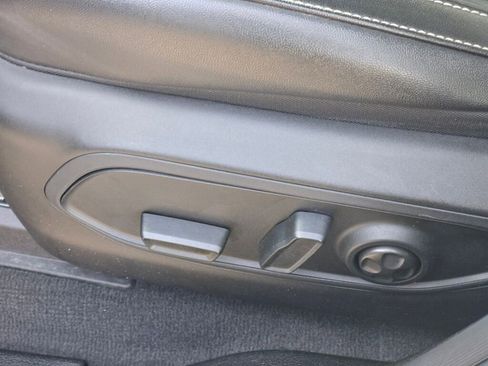 Certified 2022 Jeep Grand Cherokee L Limited image 23