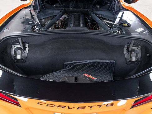 Used 2023 Chevrolet Corvette Stingray w/ Z51 Performance Package image 8