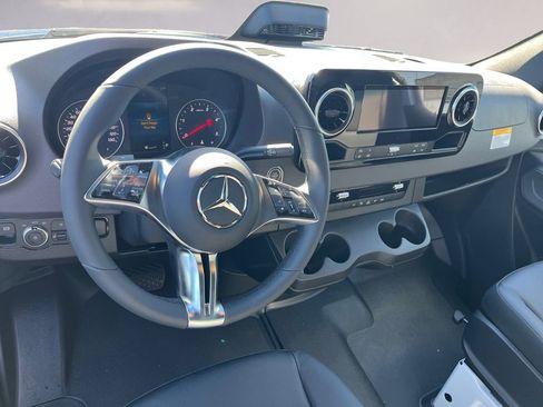New 2026 Mercedes-Benz Sprinter 2500 image 8