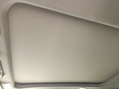 Used 2021 Cadillac Escalade Premium Luxury w/ LPO, Illumination Package AWD/4WD image 27
