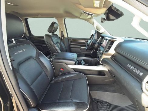 Used 2022 RAM 1500 Laramie image 12