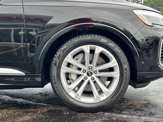 Used 2026 Audi Q7 3.0T Premium Plus w/ Premium Plus Package AWD/4WD image 13
