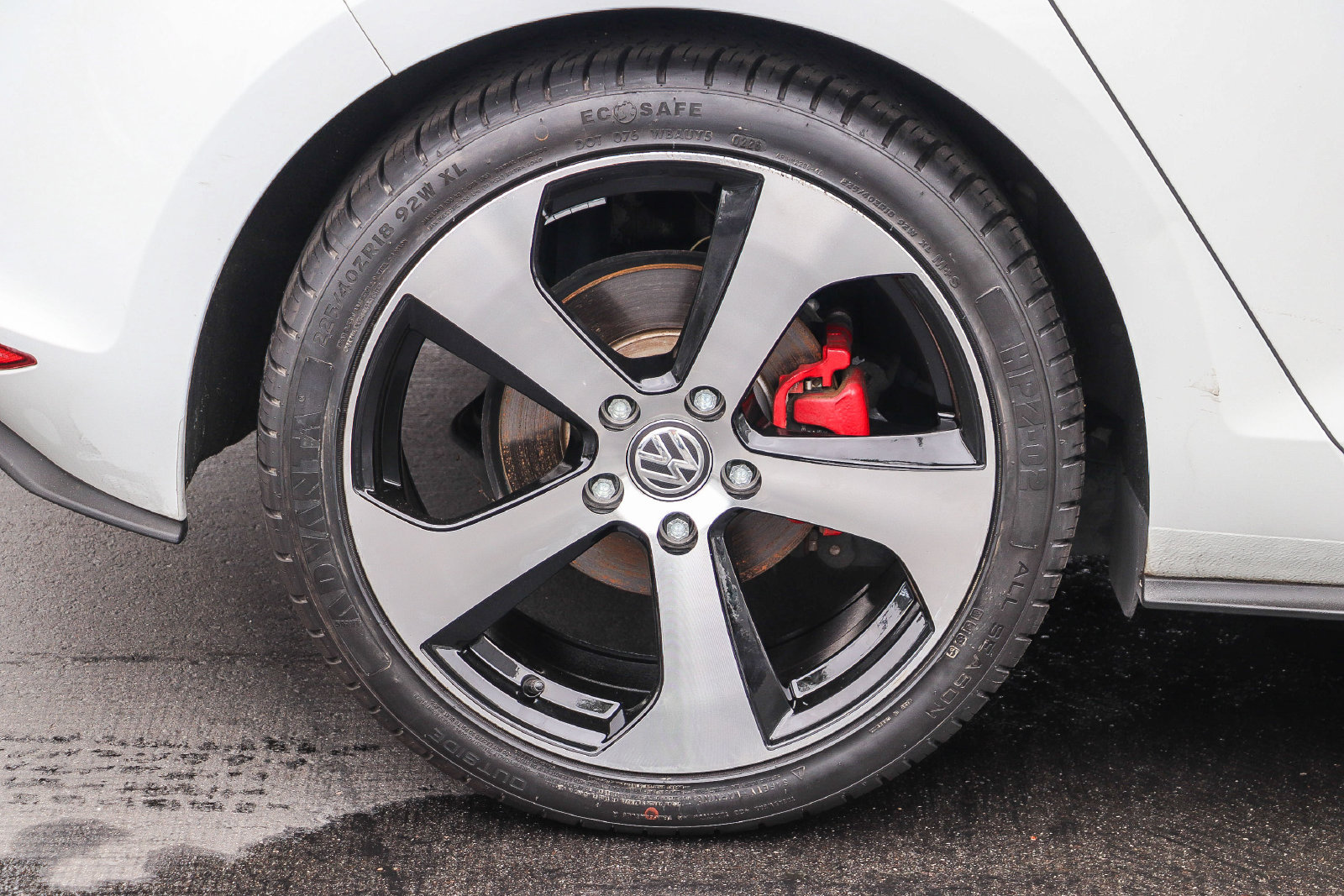 Used 2016 Volkswagen GTI S FWD image 12