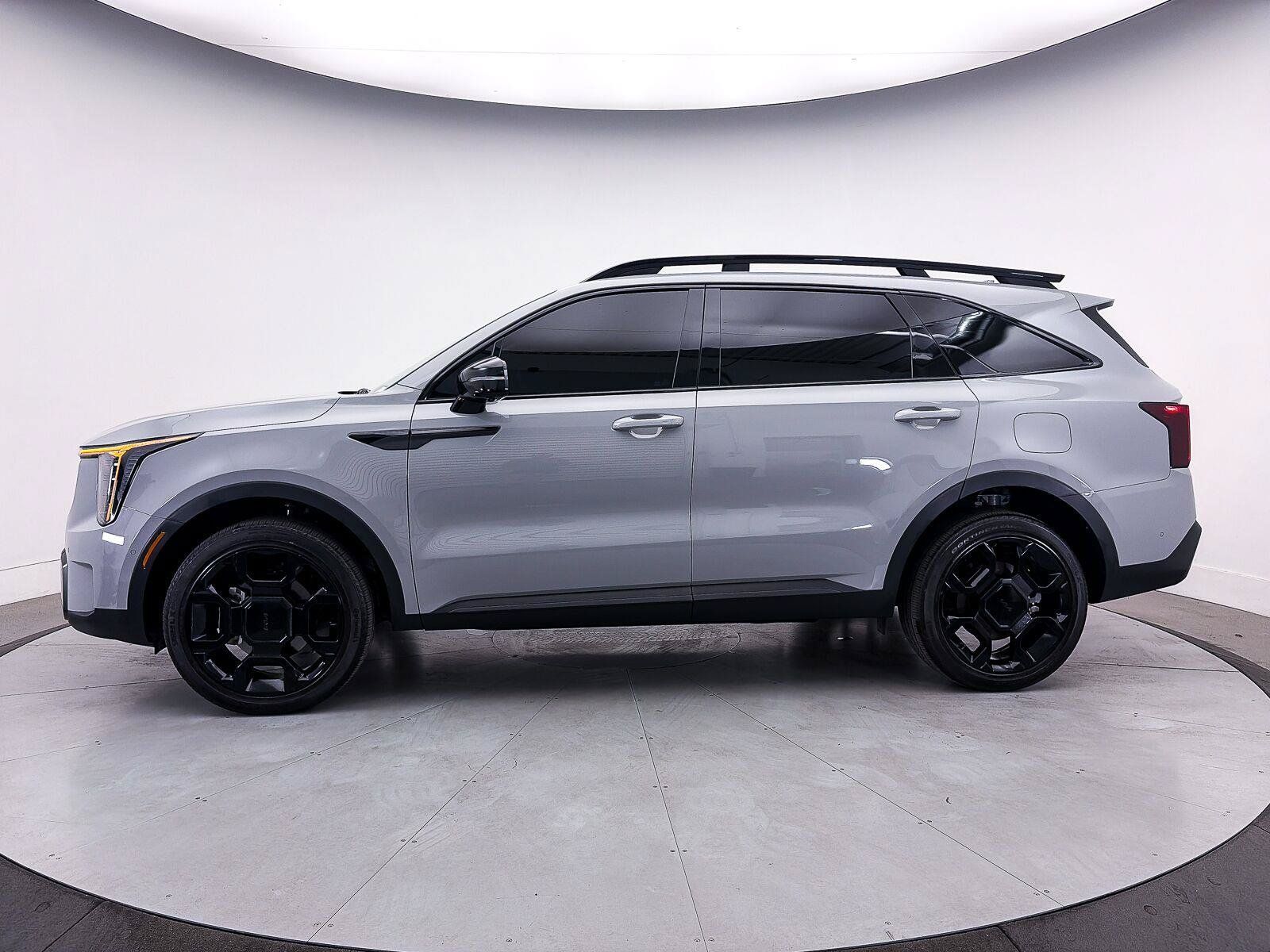 Used 2025 Kia Sorento SX AWD/4WD image 43