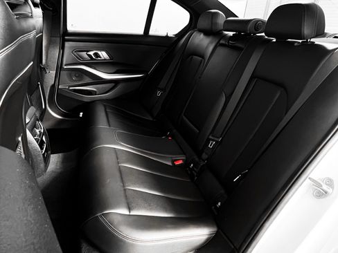 Used 2022 BMW 330i Sedan w/ Driving Assistance Package image 20