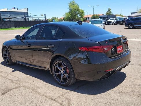 Used 2019 Alfa Romeo Giulia AWD w/ Quick Order Package 22J Sport image 8