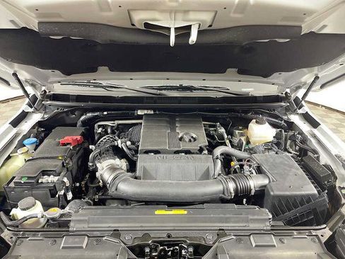 Certified 2025 Nissan Frontier SV w/ SV Convenience Package image 27