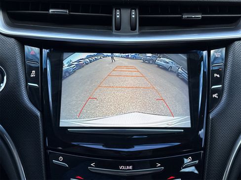 Used 2017 Cadillac XTS Luxury image 25