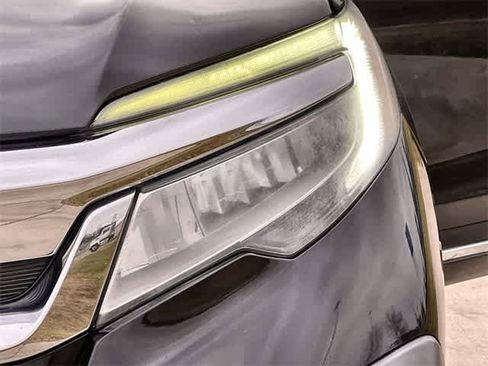 Certified 2019 Honda Pilot Touring image 24