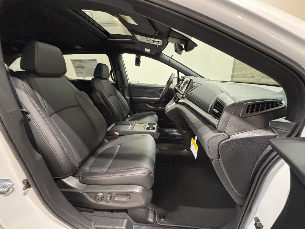 New 2026 Honda Odyssey Sport-L image 18