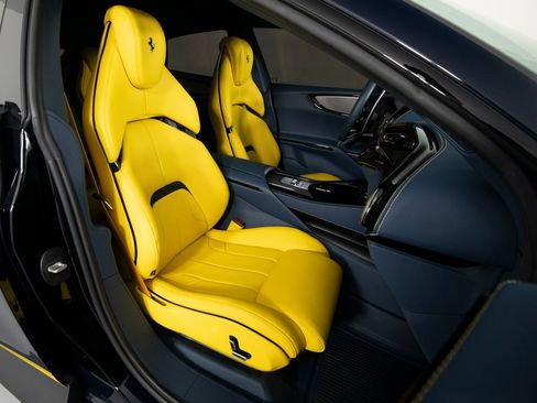 Used 2024 Ferrari Purosangue image 41