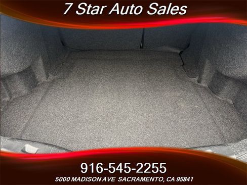 Used 2017 Ford Fusion SE w/ Fusion SE Technology Package image 19