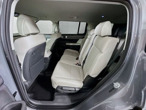 Used 2024 Hyundai Santa Fe SEL FWD image 23