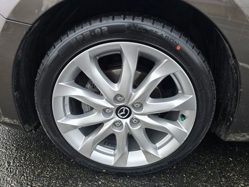 Used 2016 MAZDA MAZDA3 s Grand Touring image 10