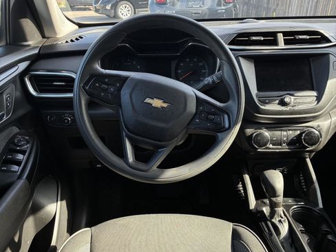 Used 2023 Chevrolet TrailBlazer LT image 8