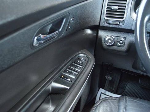 Used 2012 GMC Acadia SLT FWD image 61
