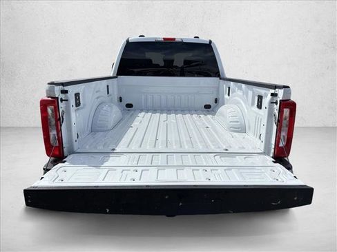 New 2026 Ford F250 XLT w/ FX4 Off-Road Package image 5