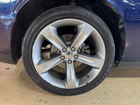 Used 2015 Dodge Challenger SXT w/ Super Sport Group (SS/T) RWD image 30