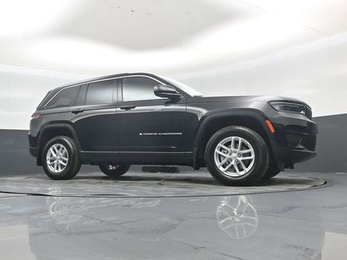 New 2026 Jeep Grand Cherokee Laredo w/ MOPAR Finishing Package image 38
