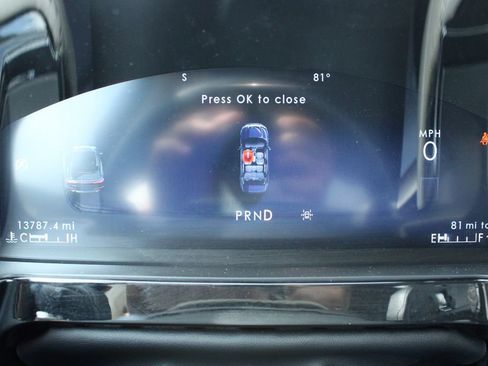 Used 2025 Lincoln Corsair AWD w/ Towing Package image 43
