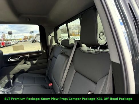 New 2025 GMC Sierra 2500 SLT w/ SLT Premium Package image 9
