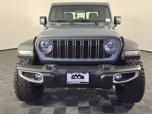 New 2026 Jeep Gladiator Sport image 10