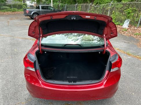 Used 2012 Hyundai Elantra GLS w/ Preferred Pkg 3 FWD image 26