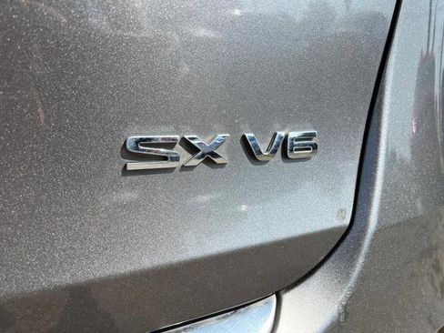 Used 2017 Kia Sorento SX image 10