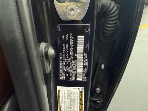 Used 2023 Toyota 4Runner Limited image 24