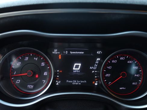 Used 2016 Dodge Charger R/T image 32