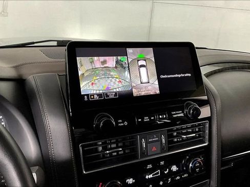Used 2024 Nissan Armada Platinum w/ Captain's Chairs Package image 21