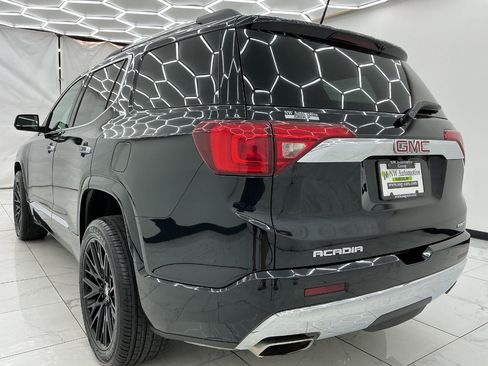 Used 2018 GMC Acadia Denali w/ Technology Package AWD/4WD image 10